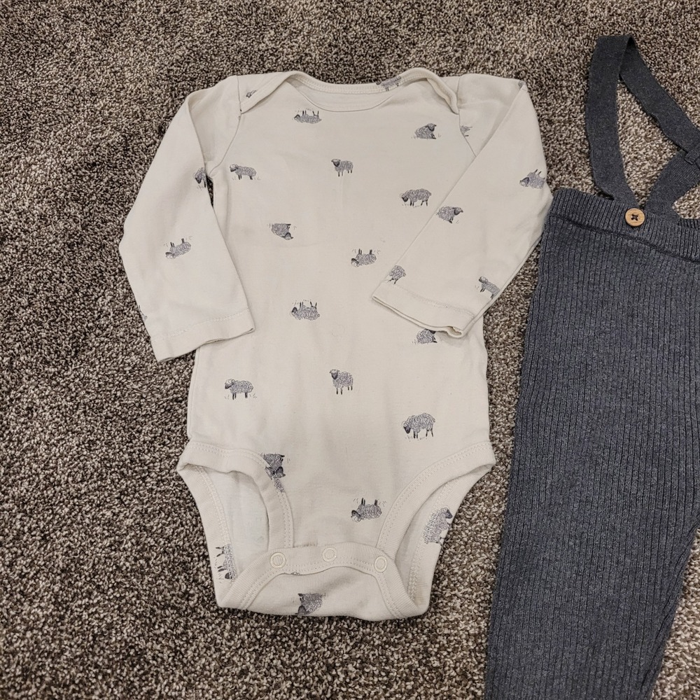 Carters Baby 18M Sheep Print Bodysuit and Gray Ribbed Suspender Pants Set 2pc - Picture 2 of 9